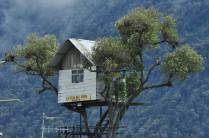 A Casa del Arbol, em Baños, no Equador